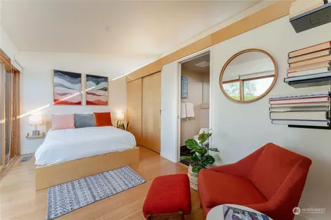 Bedroom - 494 Boyd Rd, Chelan, WA 98816 photo 6 of 7