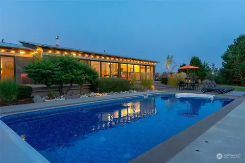 Exterior - 494 Boyd Rd, Chelan, WA 98816 photo 3 of 9