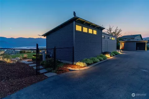 Exterior - 494 Boyd Rd, Chelan, WA 98816 photo 8 of 9