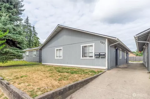 123 17th Ave, Longview, WA 98632