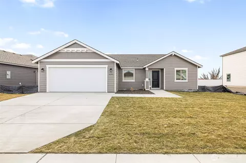 4243 W Sandy Ct, Moses Lake, WA 98837