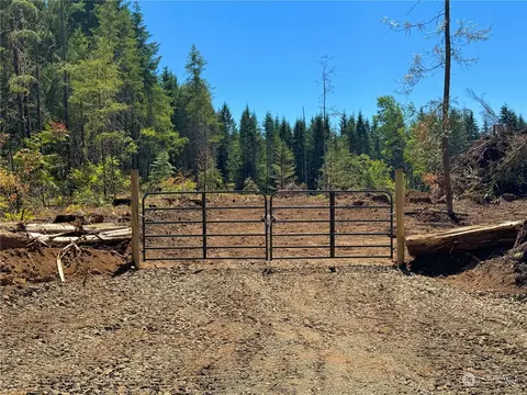 381 Harmon Rd, Chehalis, WA 98532 photo 2