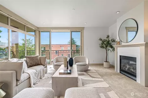 2035 Eastlake Ave E #203, Seattle, WA 98102