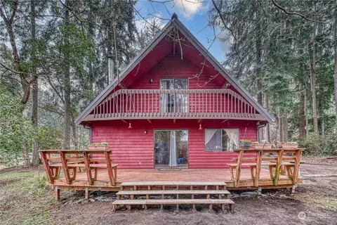 2733 Marine Dr, Bremerton, WA 98312