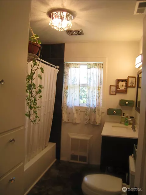 714 Nevada Dr, Longview, WA 98632 photo 8