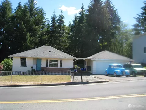 714 Nevada Dr, Longview, WA 98632