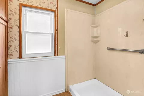 24413 32nd Ave E, Spanaway, WA 98387 photo 13