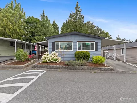 815 124th St SW #151, Everett, WA 98204