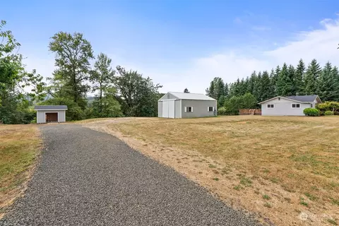 Exterior - 339 Oxbow Rd, Raymond, WA 98577 photo 9 of 9