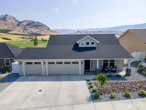424 Spring View Pl, Chelan, WA 98816 photo 2