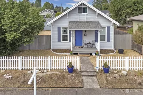 6216 S Oakes St, Tacoma, WA 98409