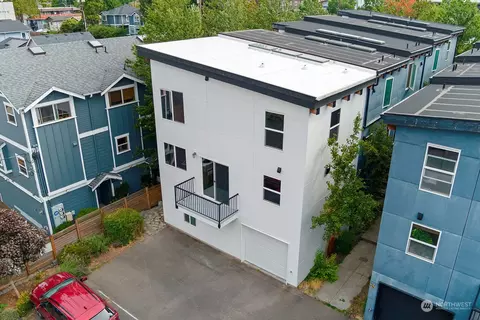 9061 17th Ave, Seattle, WA 98106