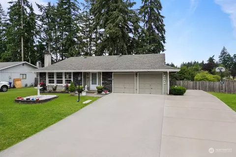 15618 12th Avenue Ct E, Tacoma, WA 98445