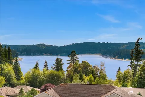 17731 Baywatch Ct NE, Poulsbo, WA 98370