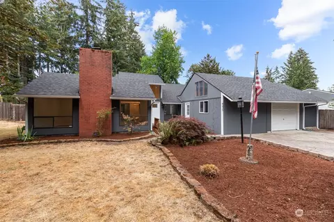 6425 Nyanza Park Dr SW, Lakewood, WA 98499