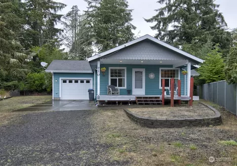 710 Eider Ct SE, Ocean Shores, WA 98569