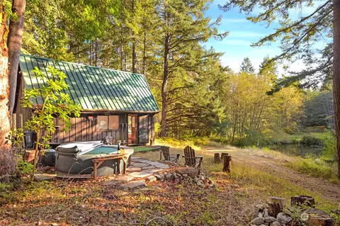 1057 Prohaska Rd, Friday Harbor, WA 98250