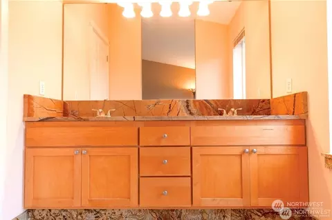 Bath - 2009 196 St SE #D 303, Bothell, WA 98012 photo 1 of 4