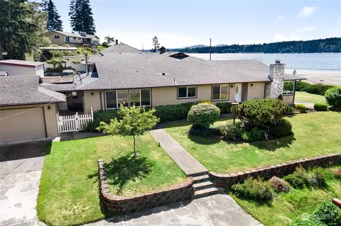 5324 Rich Cove Ln E, Port Orchard, WA 98366