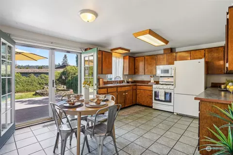 Kitchen - 611 Kansas St SW, Orting, WA 98360 photo 1 of 3