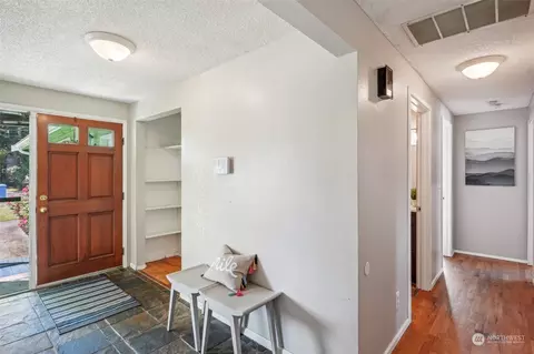Entry Way - 611 Kansas St SW, Orting, WA 98360 photo 2 of 2