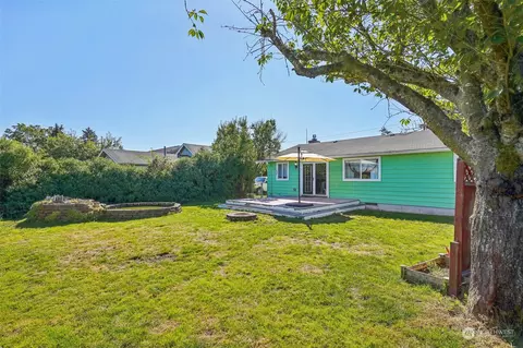 Exterior - 611 Kansas St SW, Orting, WA 98360 photo 3 of 7
