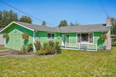 611 Kansas St SW, Orting, WA 98360