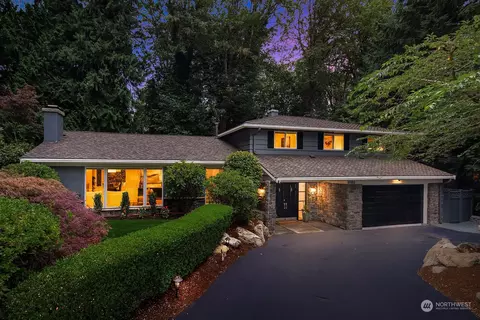 6180 90th Ave SE, Mercer Island, WA 98040