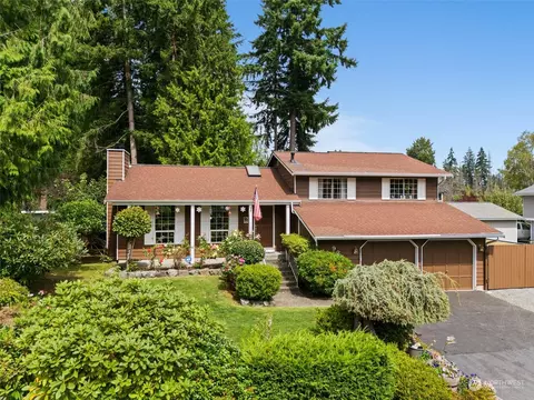 921 105th Pl SE, Everett, WA 98208 photo 2
