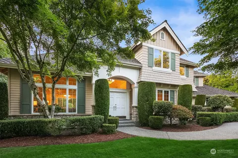 19600 NE 44th Pl, Sammamish, WA 98074