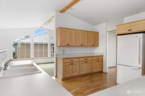 655 SW Echo Loop, Oak Harbor, WA 98277 photo 10