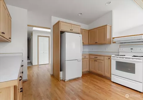 655 SW Echo Loop, Oak Harbor, WA 98277 photo 17