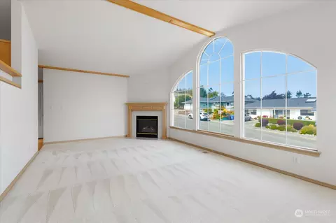 655 SW Echo Loop, Oak Harbor, WA 98277 photo 8
