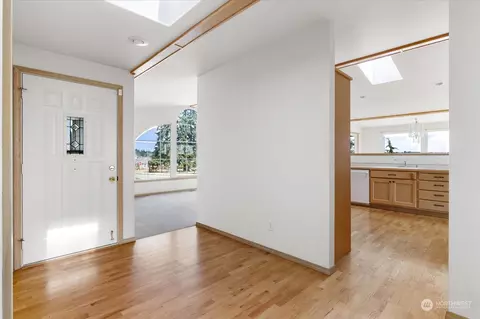 655 SW Echo Loop, Oak Harbor, WA 98277 photo 6