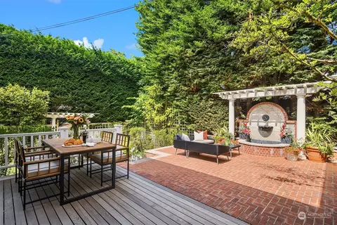 1107 36th Ave E, Seattle, WA 98112 photo 14