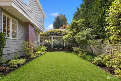 1107 36th Ave E, Seattle, WA 98112 photo 15