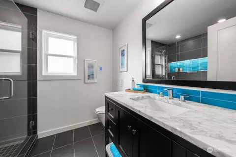 Bath - 2813 Harris Pl S, Seattle, WA 98144 photo 1 of 5