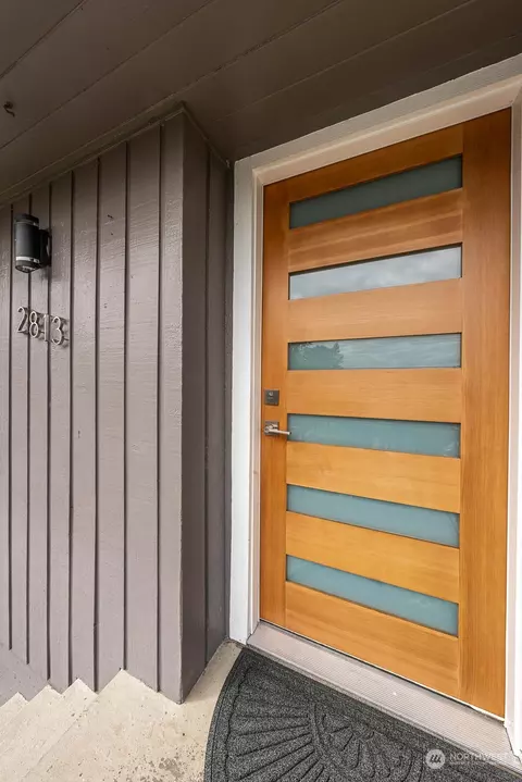 Entry Way - 2813 Harris Pl S, Seattle, WA 98144 photo 1 of 3