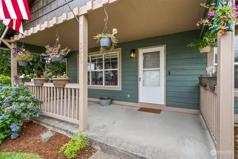 Exterior - 5500 Parker Rd E, Sumner, WA 98390 photo 4 of 9