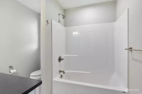 Bath - 2156 Riverstone Lp, Ferndale, WA 98248 photo 4 of 5