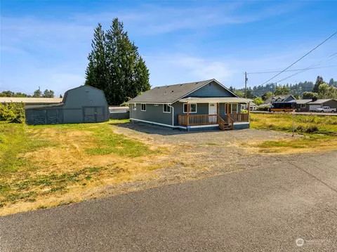 404 Clay St, Algona, WA 98001