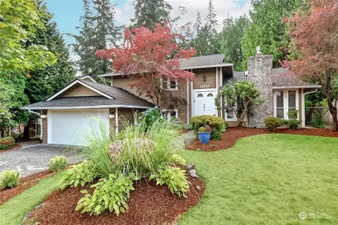 12727 SE 68th Pl, Bellevue, WA 98006
