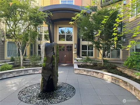 15730 116th Ave NE #406, Bothell, WA 98011