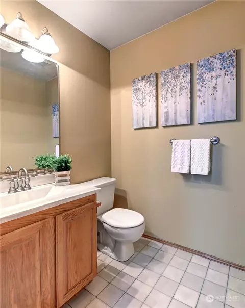 Bath - 14110 11th Dr SE, Mill Creek, WA 98012 photo 4 of 4