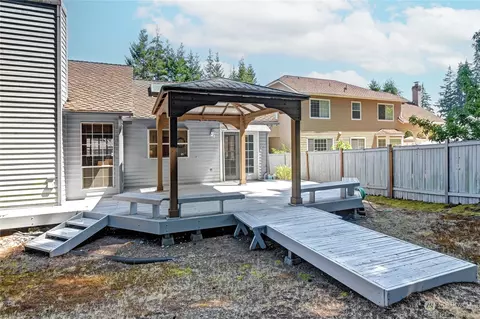 Exterior - 14110 11th Dr SE, Mill Creek, WA 98012 photo 5 of 6
