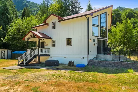 178 Bear Mountain Rd, Morton, WA 98356