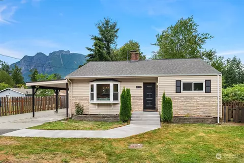 12316 412th Ave SE, North Bend, WA 98045