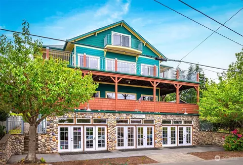 829 2nd St, Mukilteo, WA 98275