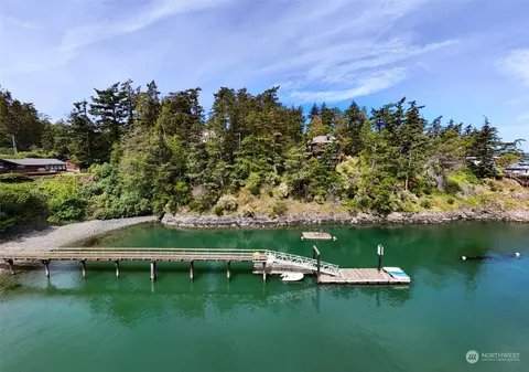 99 Polaris Point Rd, Anacortes, WA 98221