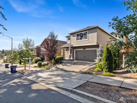 8207 17th St SE, Lake Stevens, WA 98258